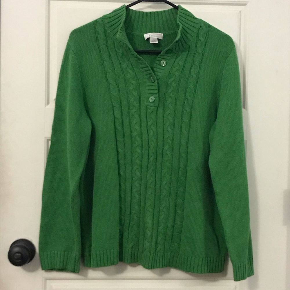 Lovely Cable Pattern Sweater - Large - EUC